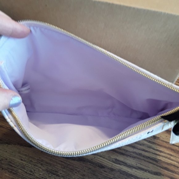 Too Faced Squirrel Make Up Bag NWT - Picture 2 of 6